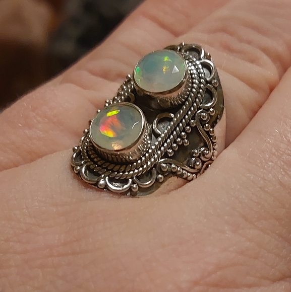 Ethiopian Opal Double Stone Vintage Style Sterling Silver Ring Size 7.5 - Picture 8 of 9